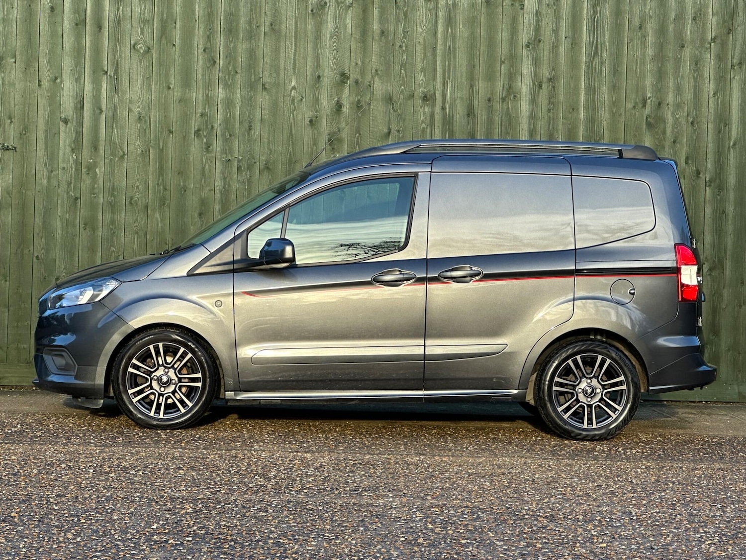 Used Ford Transit Courier 2019 for sale - 77016348: Photo 10