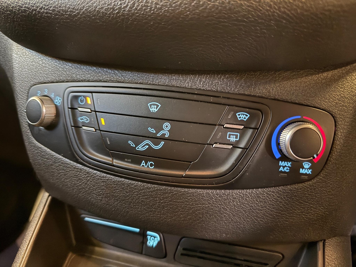 Used Ford Transit Courier 2019 for sale - 77016348: Photo 25