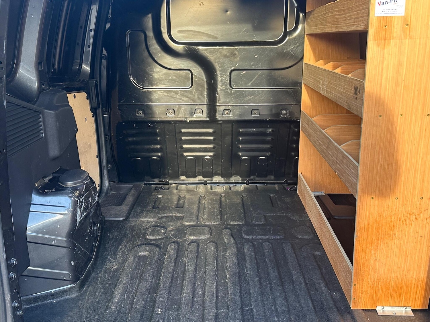 Used Ford Transit Courier 2019 for sale - 77016348: Photo 31