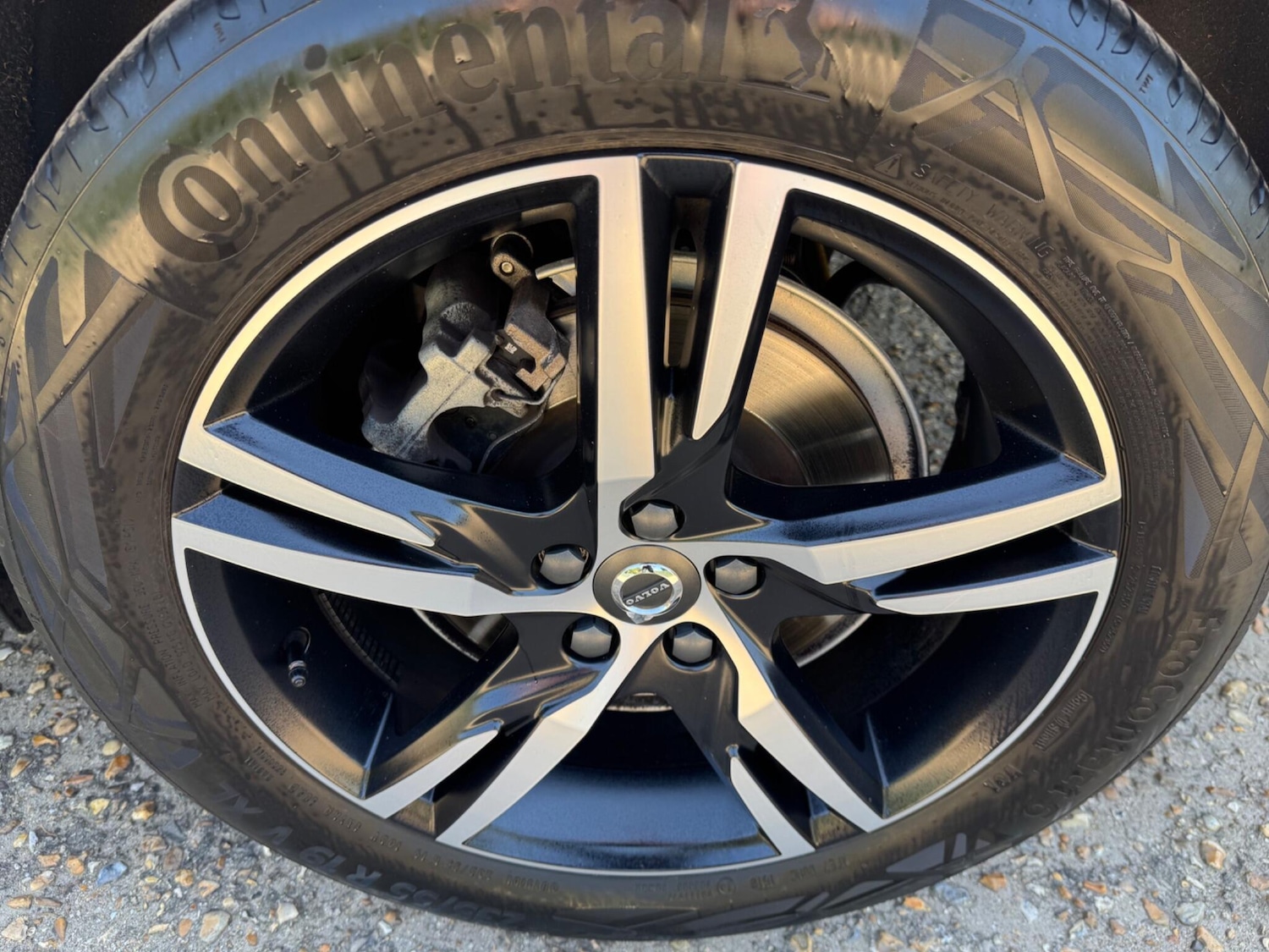 Used Volvo XC60 2019 for sale - 78170309: Photo 33