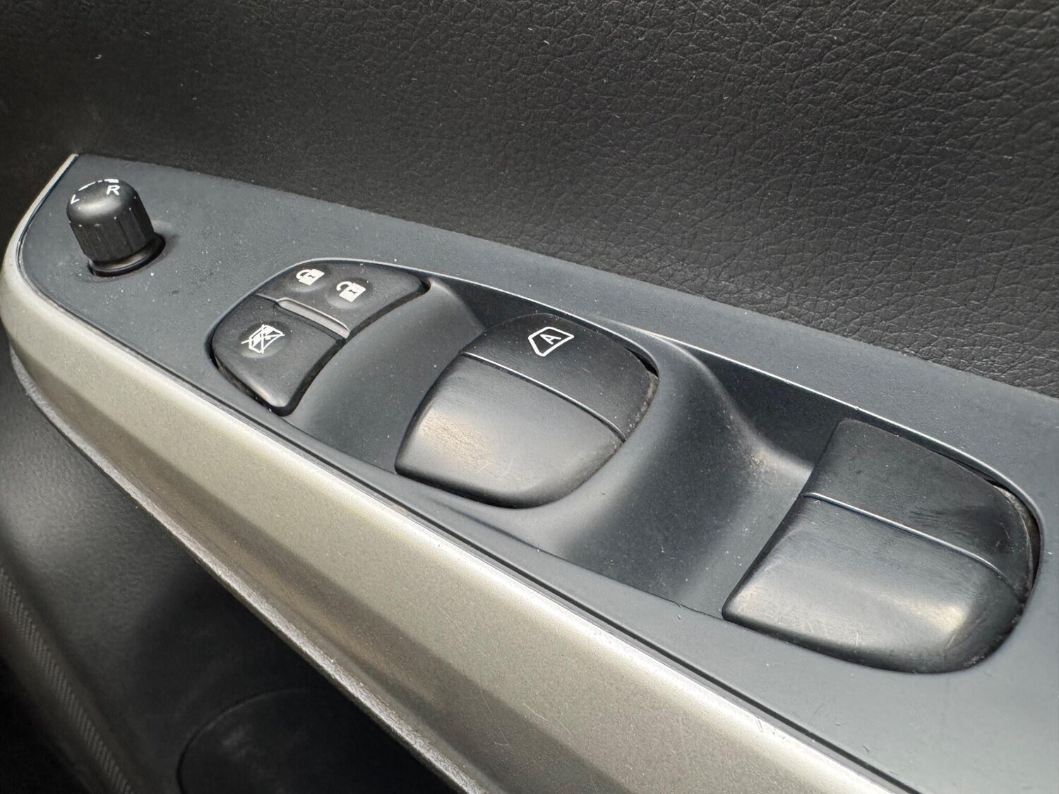 Used Nissan Navara 2021 for sale - 76138547: Photo 42