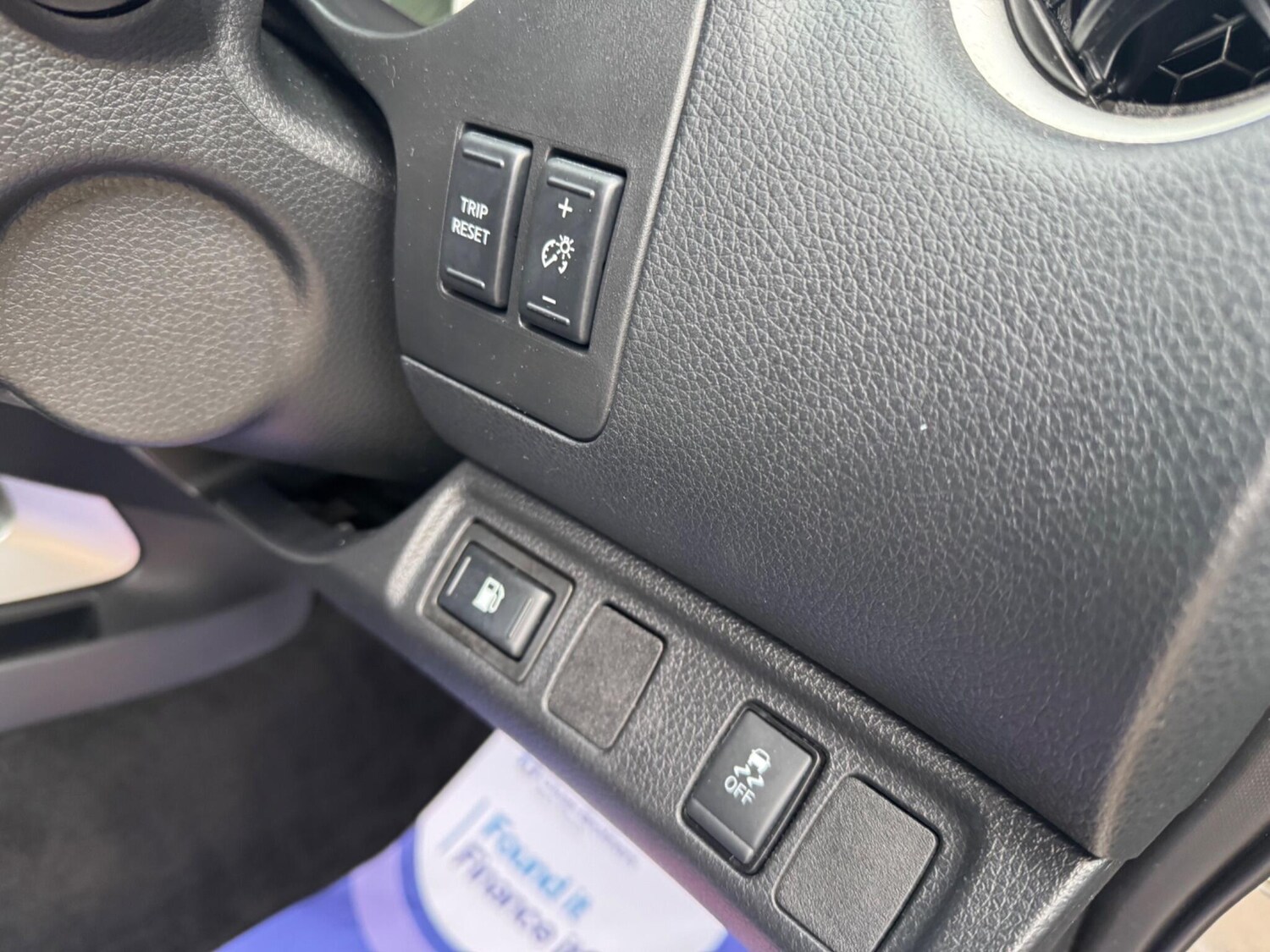 Used Nissan Navara for sale - 77956961: Photo 16