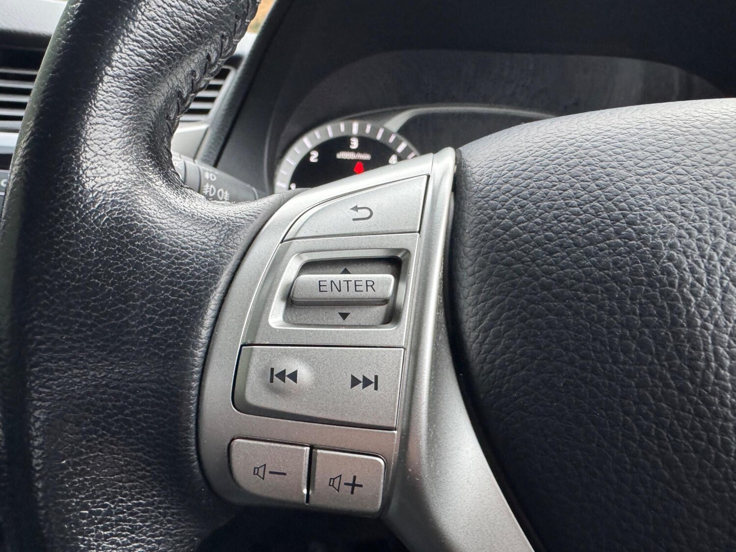 Used Nissan Navara for sale - 77956961: Photo 17