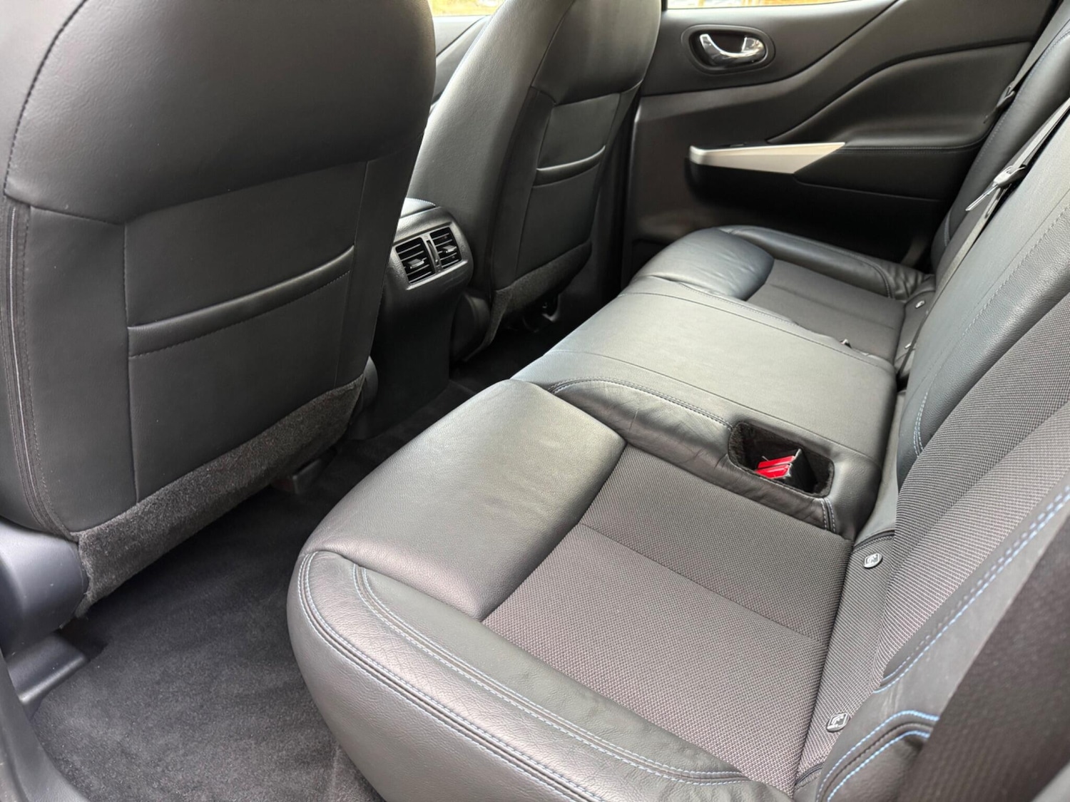 Used Nissan Navara 2021 for sale - 77344791: Photo 37