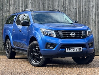 Nissan - Navara