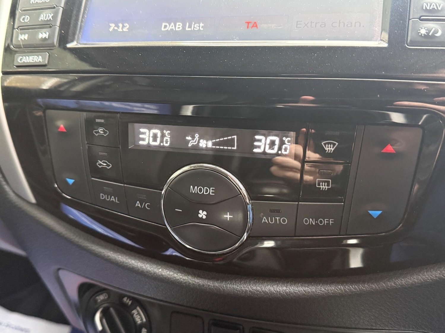 Used Nissan Navara 2018 for sale - 77174649: Photo 20