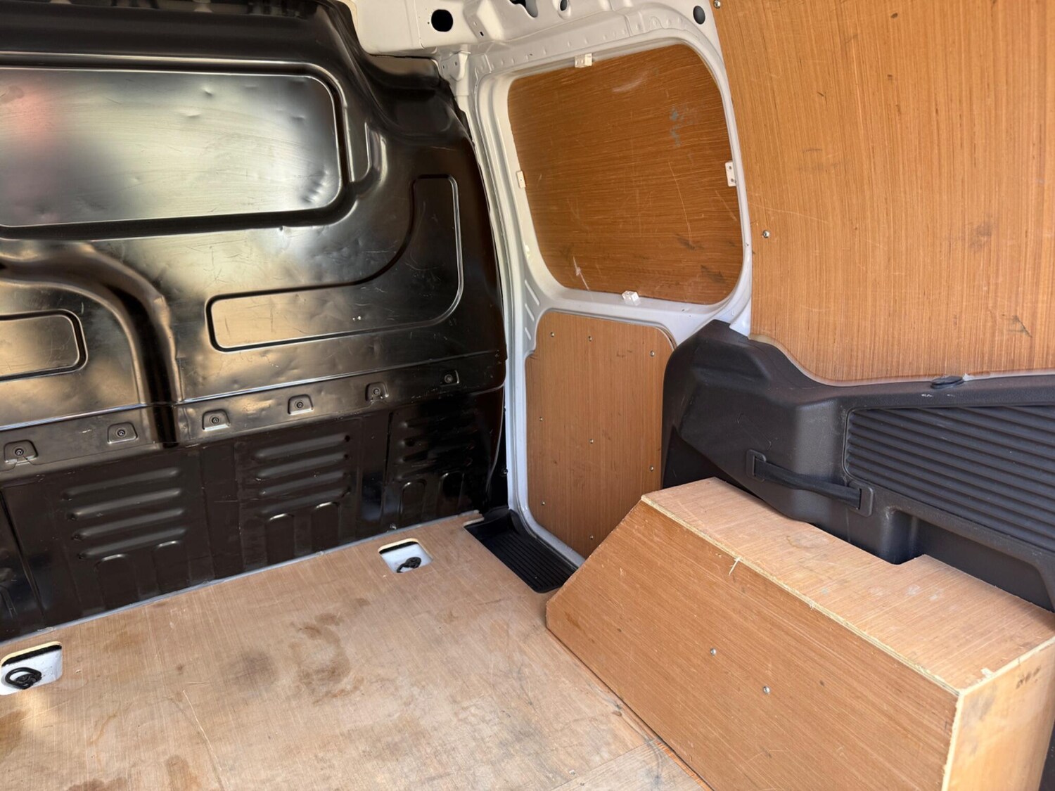 Used Ford Transit Courier 2021 for sale - 76988351: Photo 34