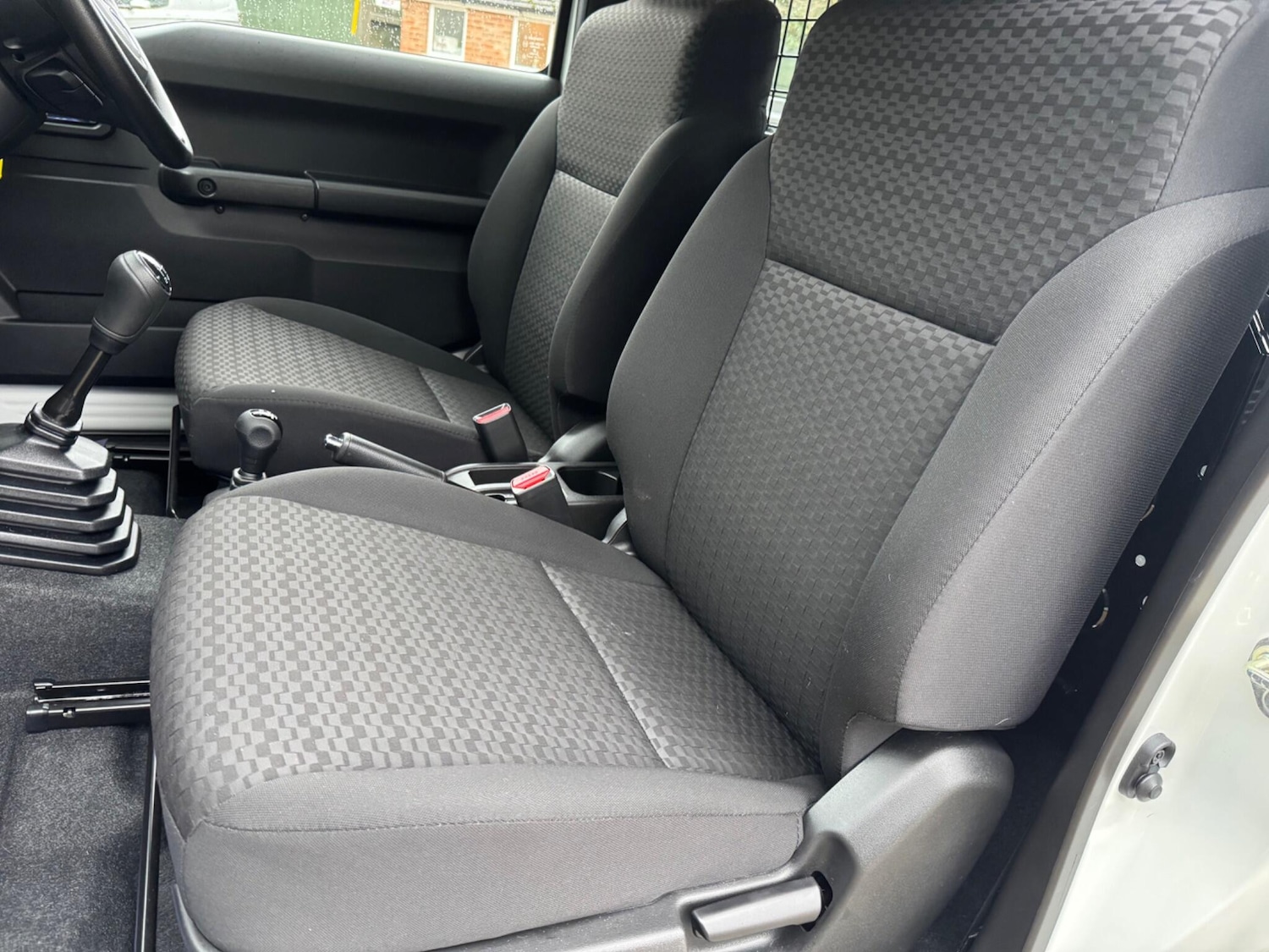 Used Suzuki Jimny 2024 for sale - 77279942: Photo 33