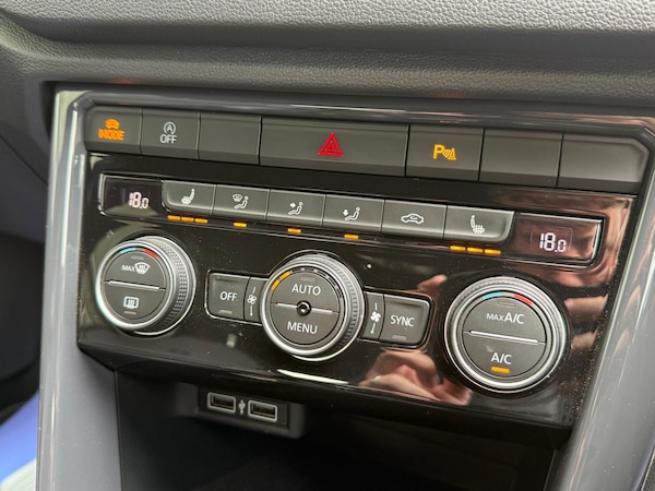 Used Volkswagen T-Roc 2019 for sale - 75302278: Photo 25