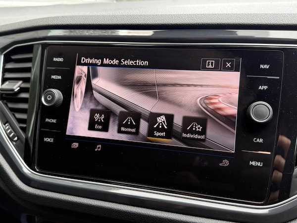 Used Volkswagen T-Roc 2019 for sale - 75302278: Photo 7