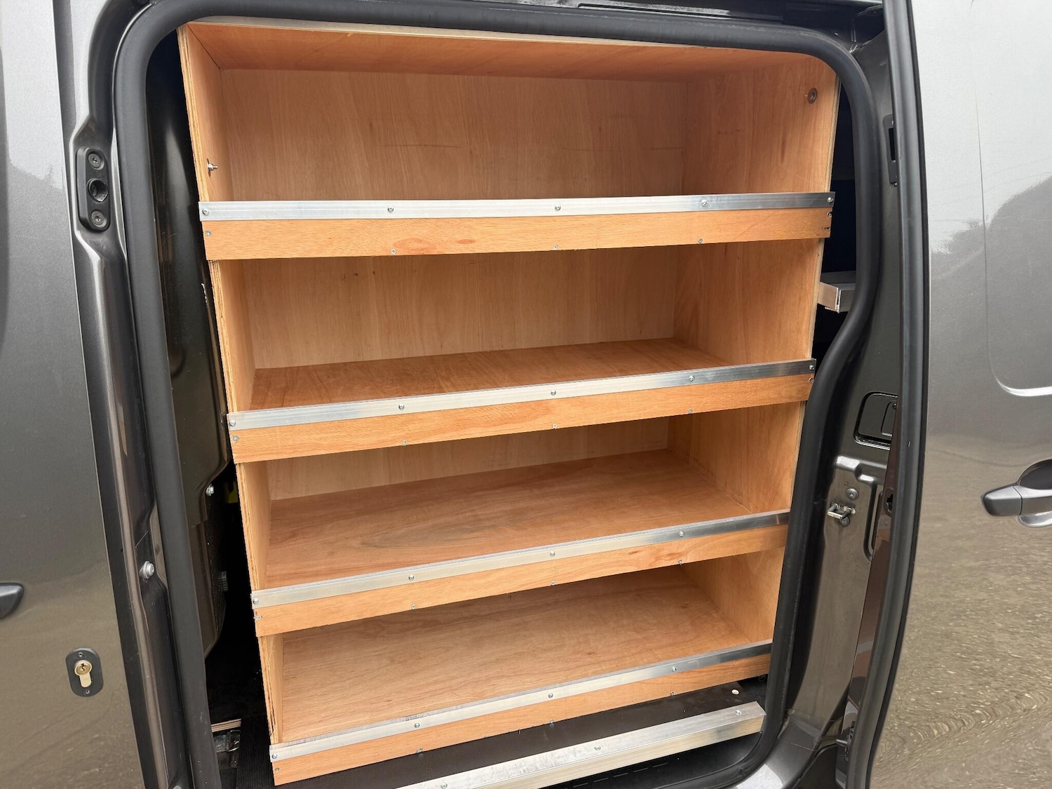 Used Peugeot Expert 2018 for sale - 77066413: Photo 25