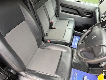 Used Peugeot Expert 2018 for sale - 77066413: Photo