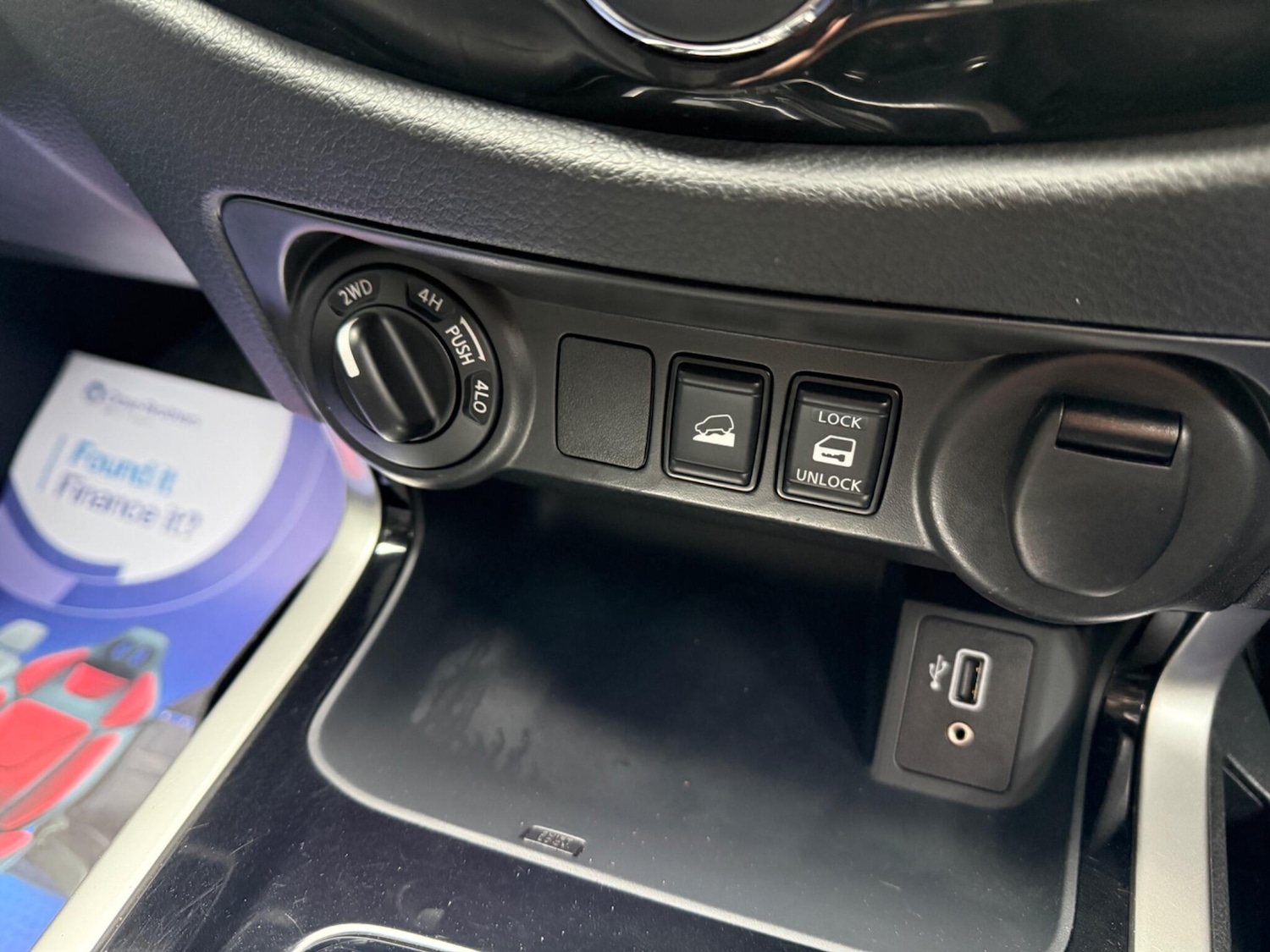 Used Nissan Navara 2020 for sale - 77291591: Photo 32