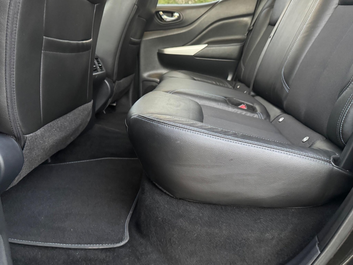 Used Nissan Navara 2021 for sale - 77103567: Photo 39