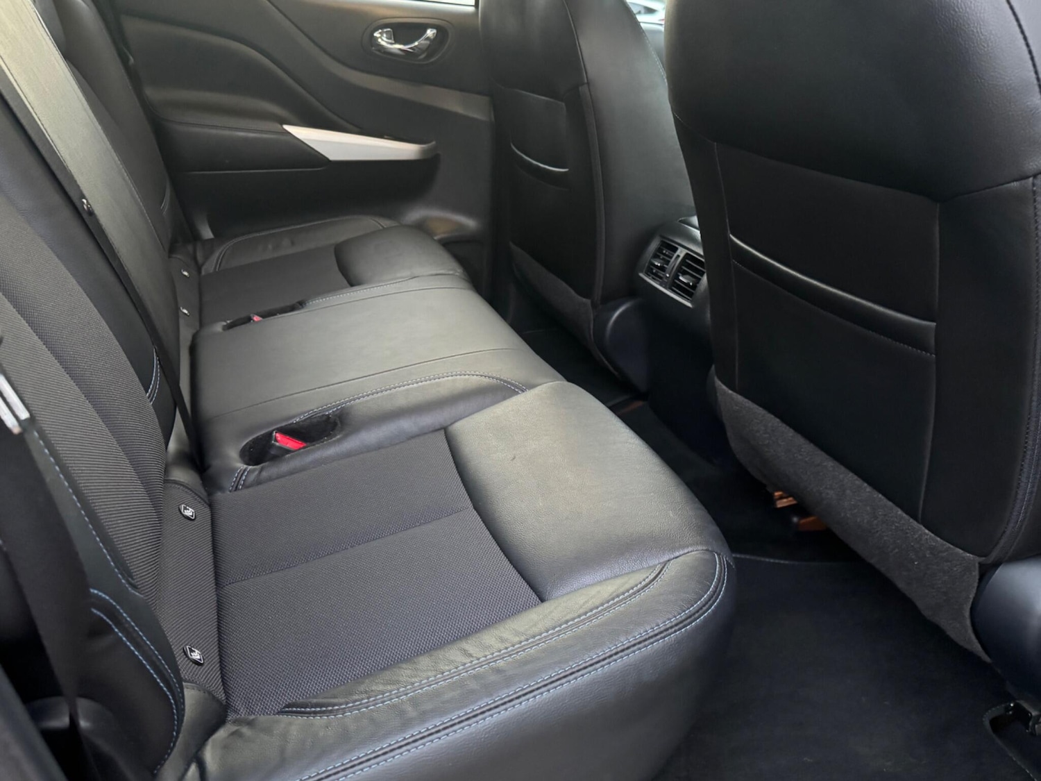 Used Nissan Navara 2021 for sale - 77103567: Photo 42