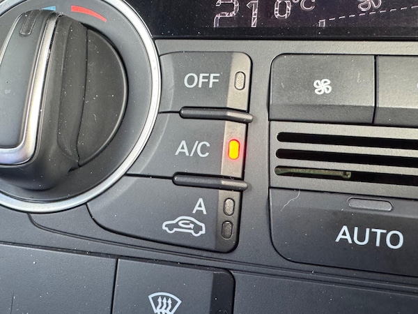 Used Audi Q3 2016 for sale - 76336980: Photo 25