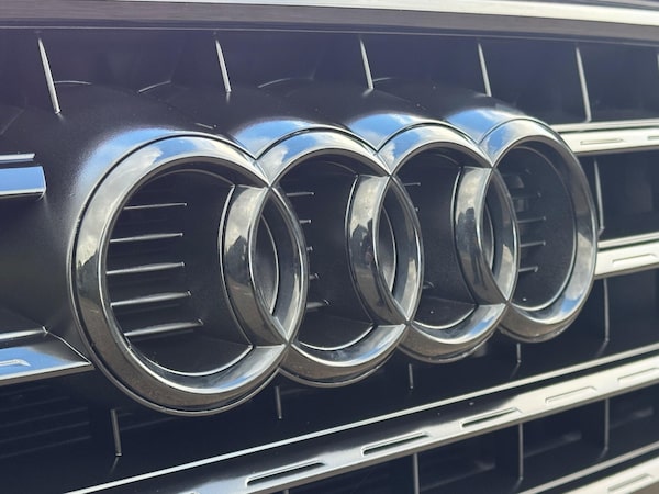 Used Audi Q3 2016 for sale - 76336980: Photo 39