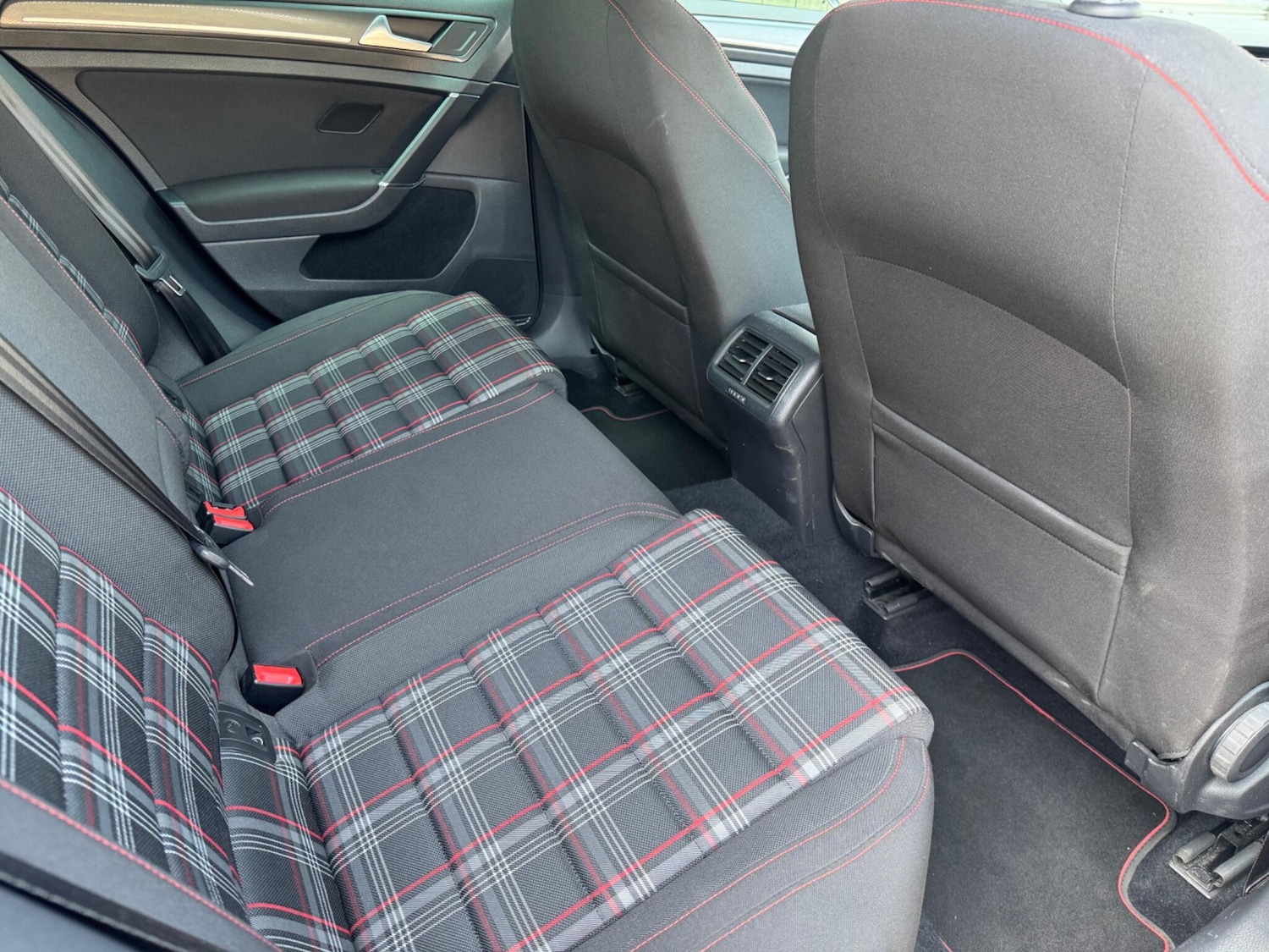 Used Volkswagen Golf 2017 for sale - 77994237: Photo 20