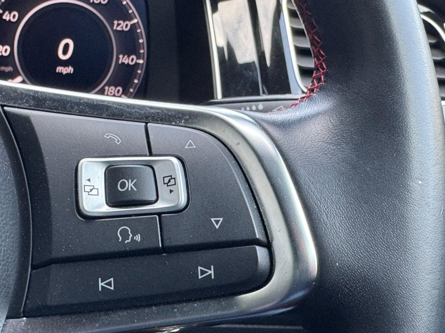 Used Volkswagen Golf 2017 for sale - 77994237: Photo 26