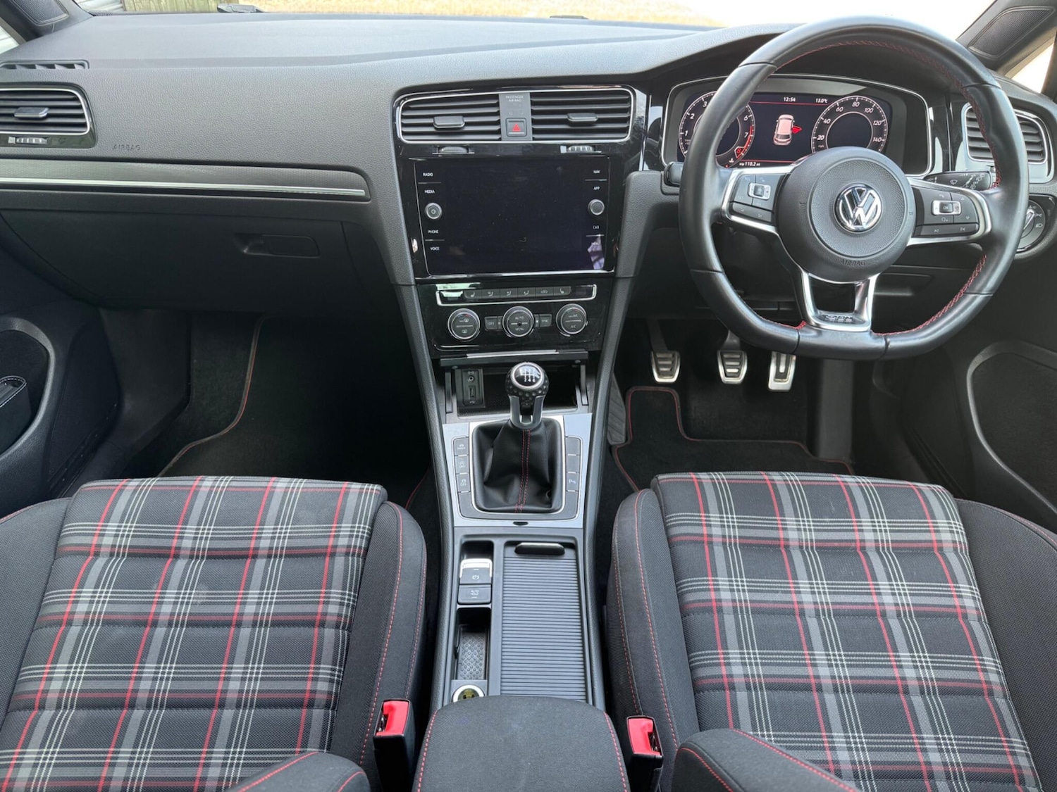 Used Volkswagen Golf 2017 for sale - 77994237: Photo 3