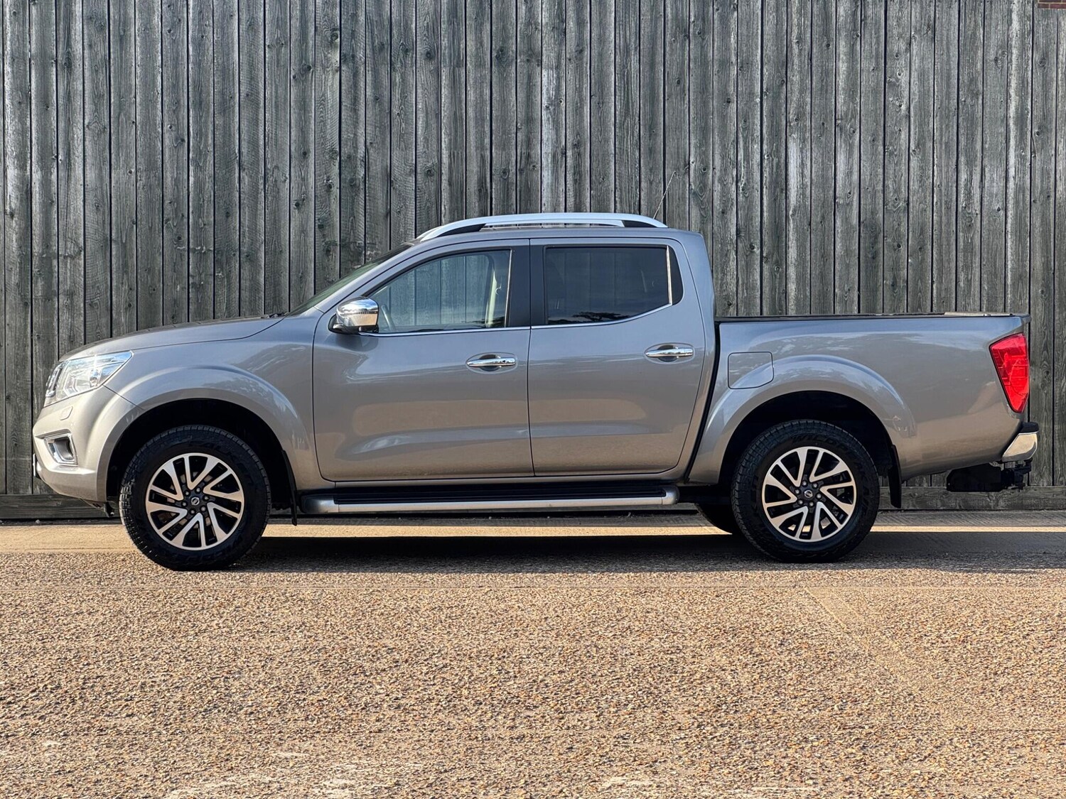Used Nissan Navara 2017 for sale - 76060455: Photo 10