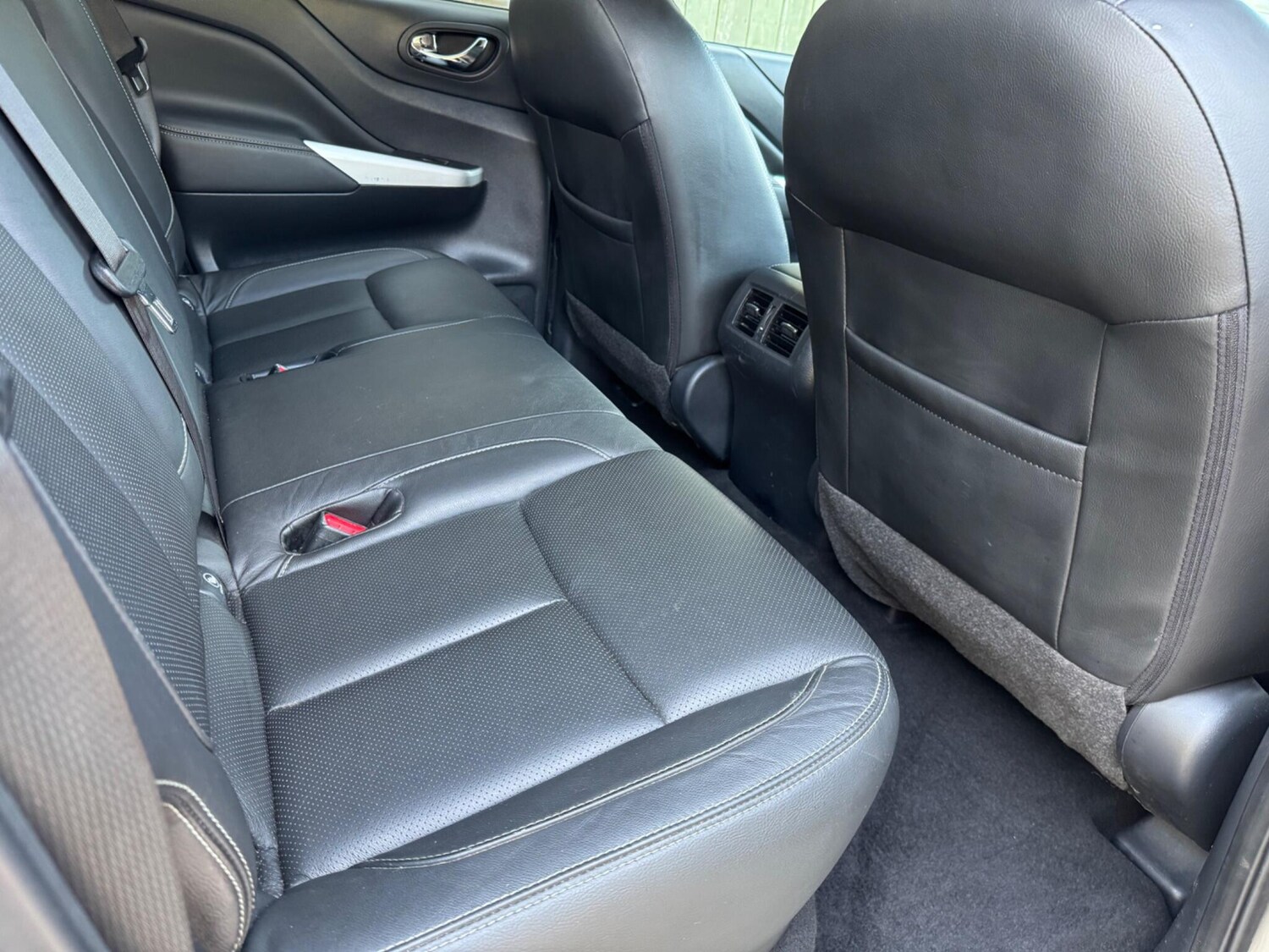 Used Nissan Navara 2017 for sale - 76060455: Photo 32