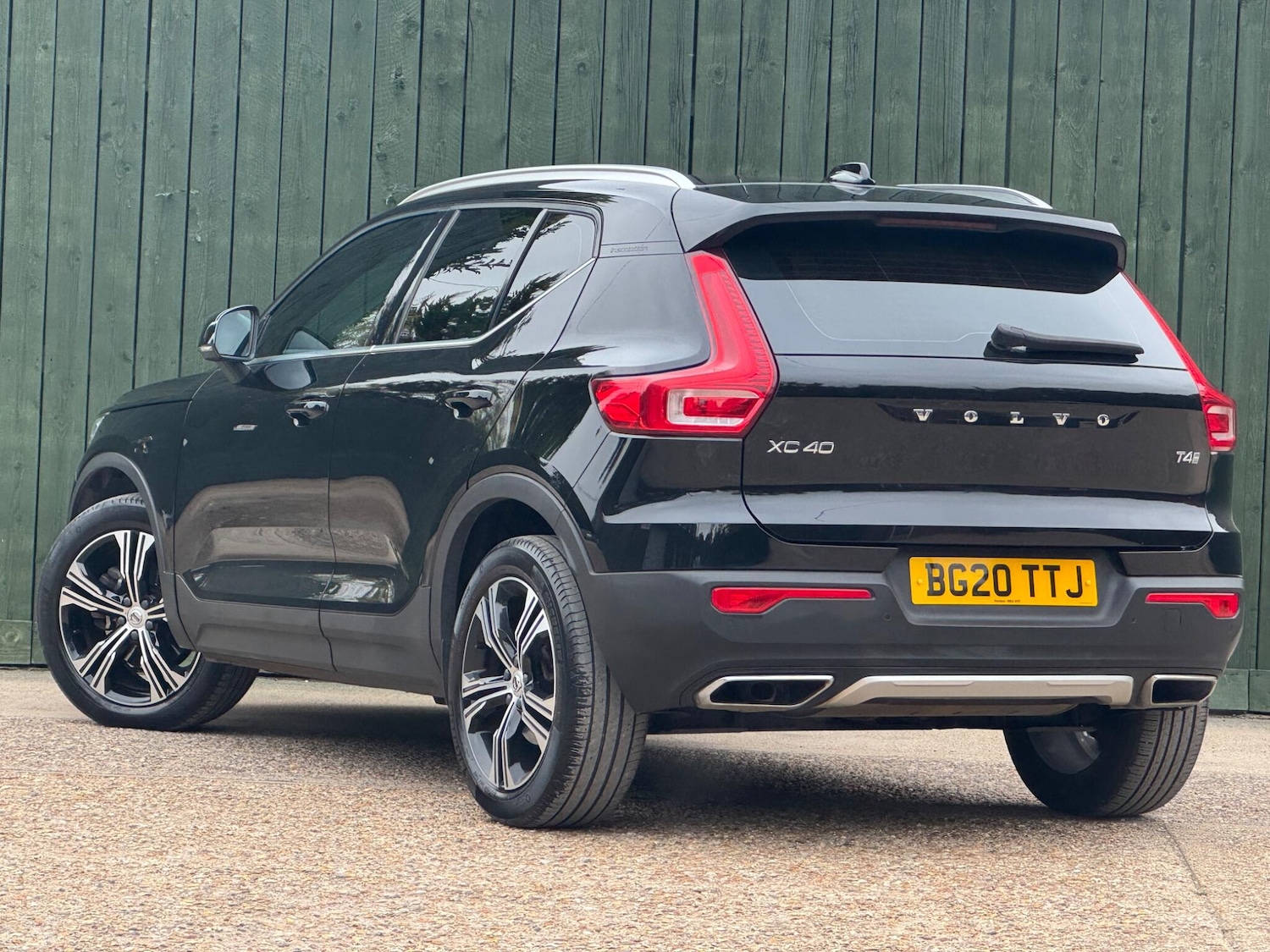 Used Volvo XC40 for sale - 76995631: Photo 10