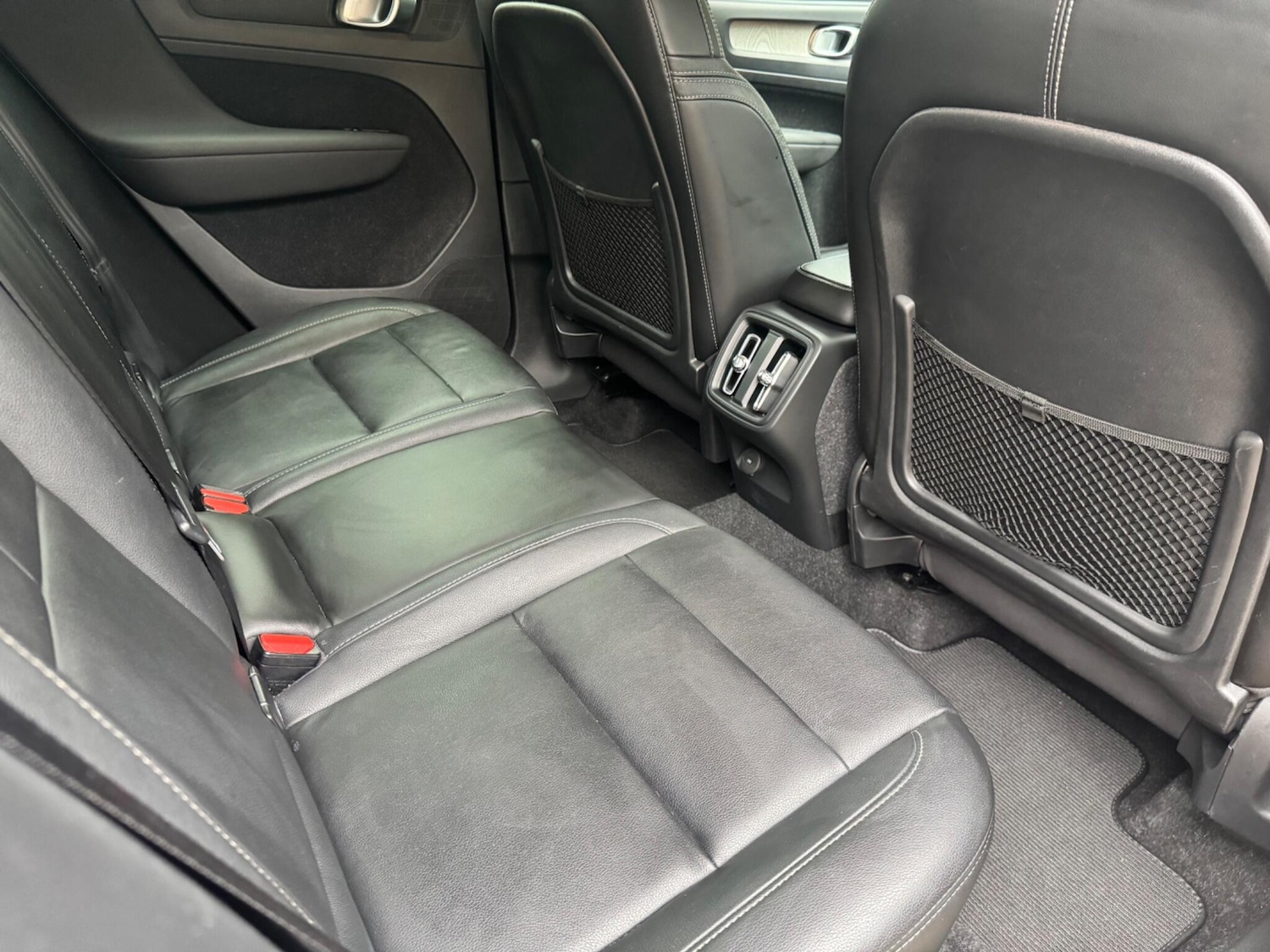 Used Volvo XC40 for sale - 76995631: Photo 21