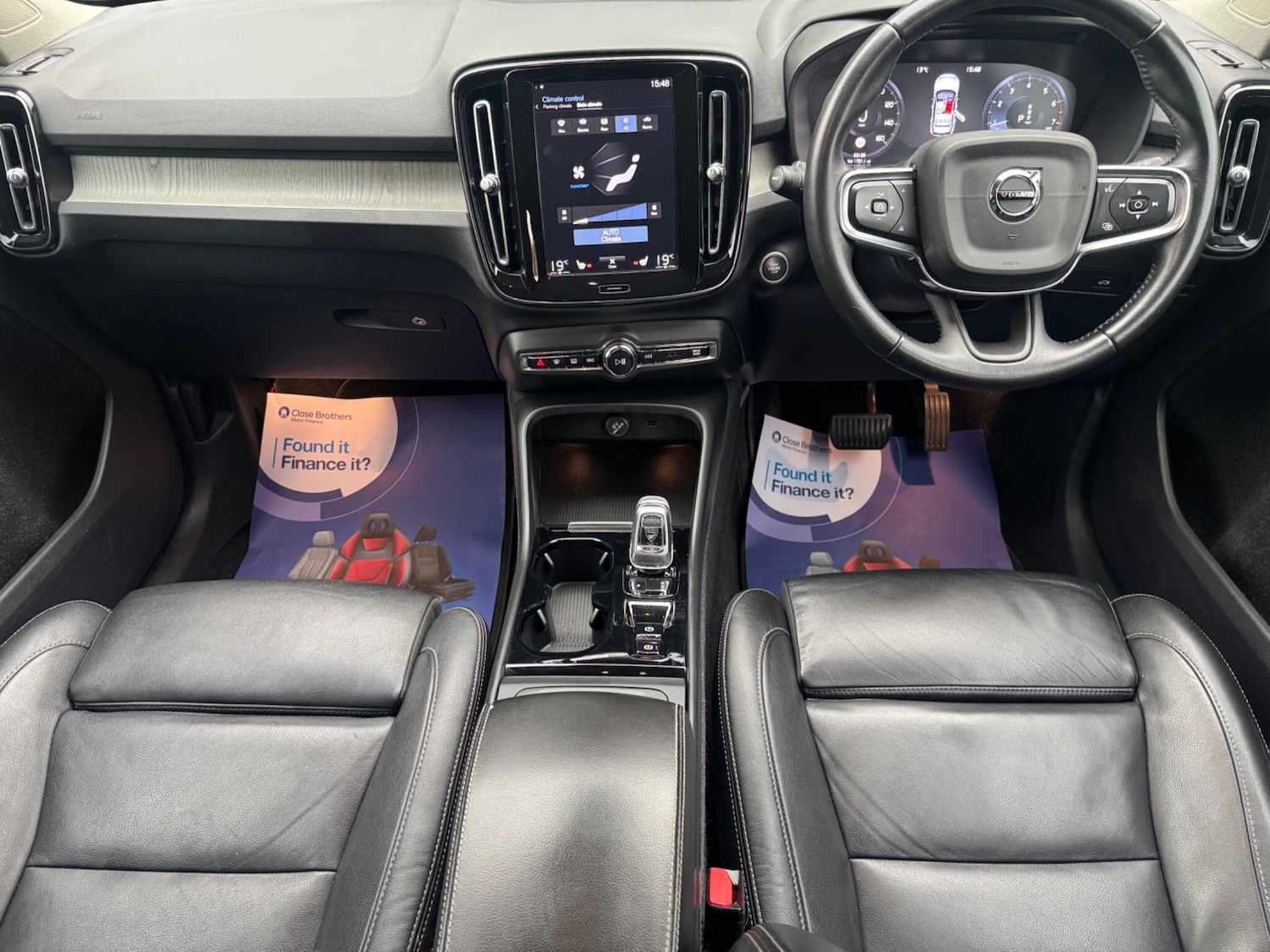 Used Volvo XC40 for sale - 76995631: Photo 3