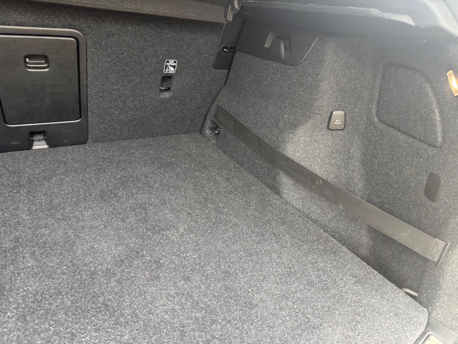 Used Volvo XC40 for sale - 76995631: Photo 55