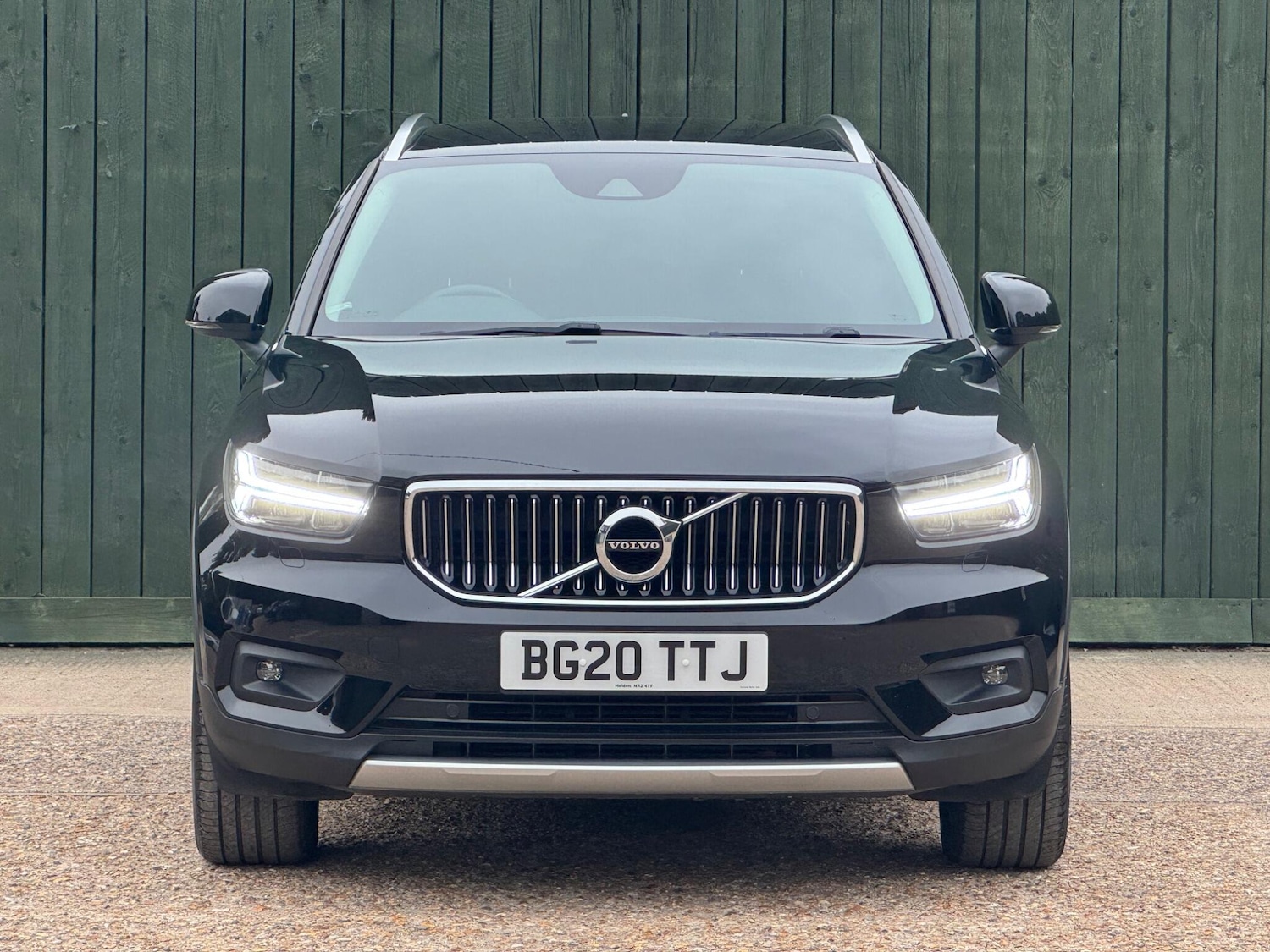 Used Volvo XC40 for sale - 76995631: Photo 8