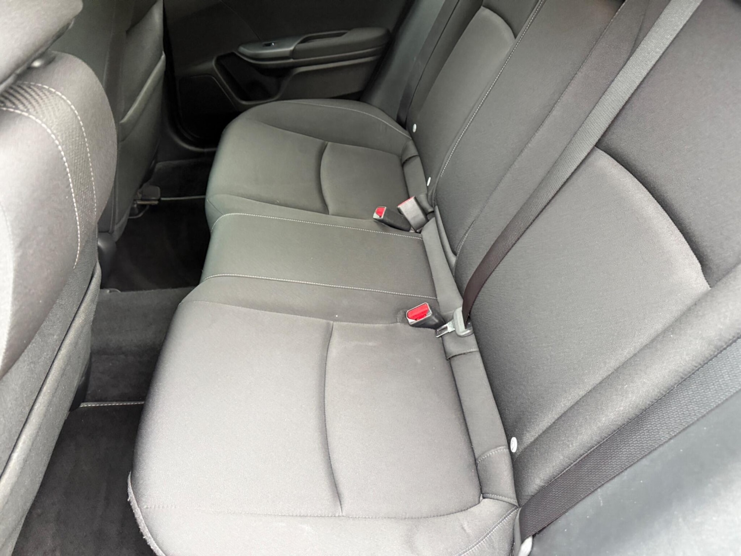 Used Honda Civic for sale - 76824744: Photo 14