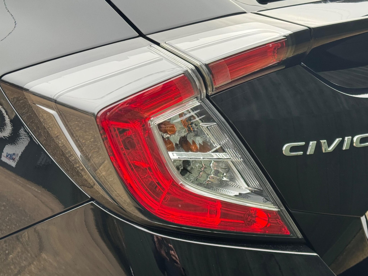 Used Honda Civic for sale - 76824744: Photo 41