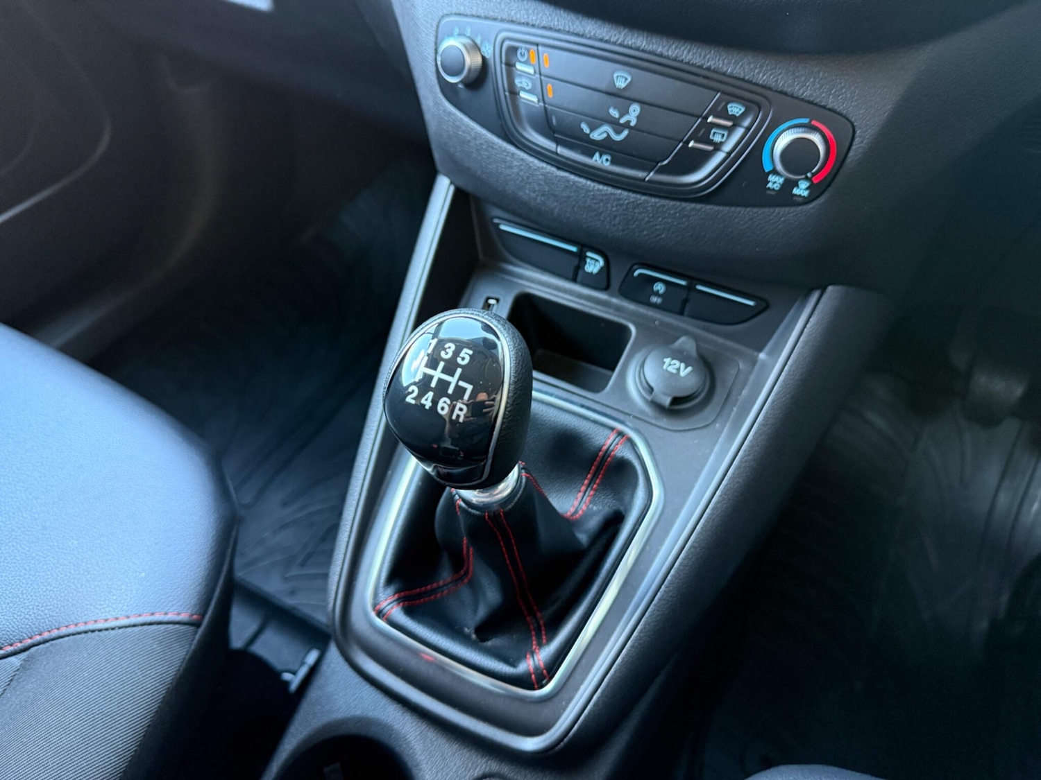 Used Ford Transit Courier 2023 for sale - 78115467: Photo 29