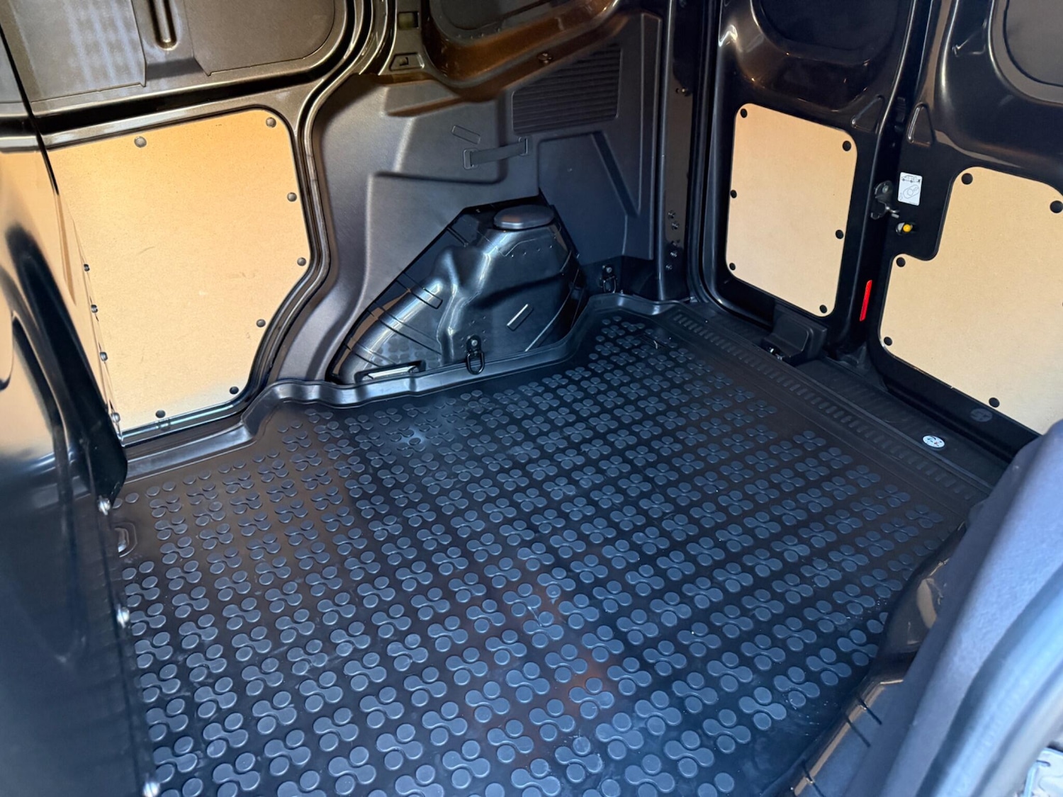 Used Ford Transit Courier 2023 for sale - 78115467: Photo 33