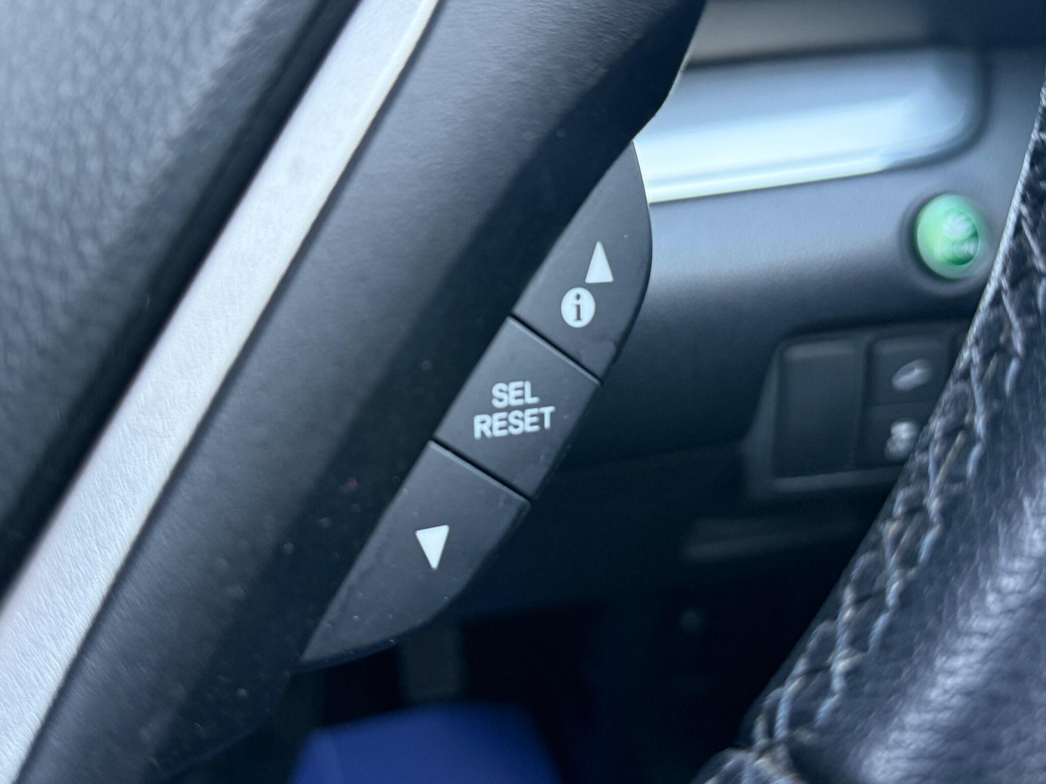 Used Honda CR-V 2017 for sale - 77155320: Photo 32