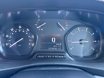 Used Vauxhall Vivaro 2023 for sale - 77723372: Photo