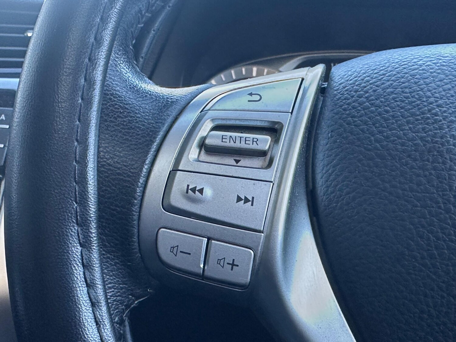 Used Nissan Navara 2019 for sale - 77016332: Photo 32