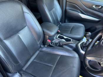 Used Nissan Navara 2020 for sale - 75185999: Photo