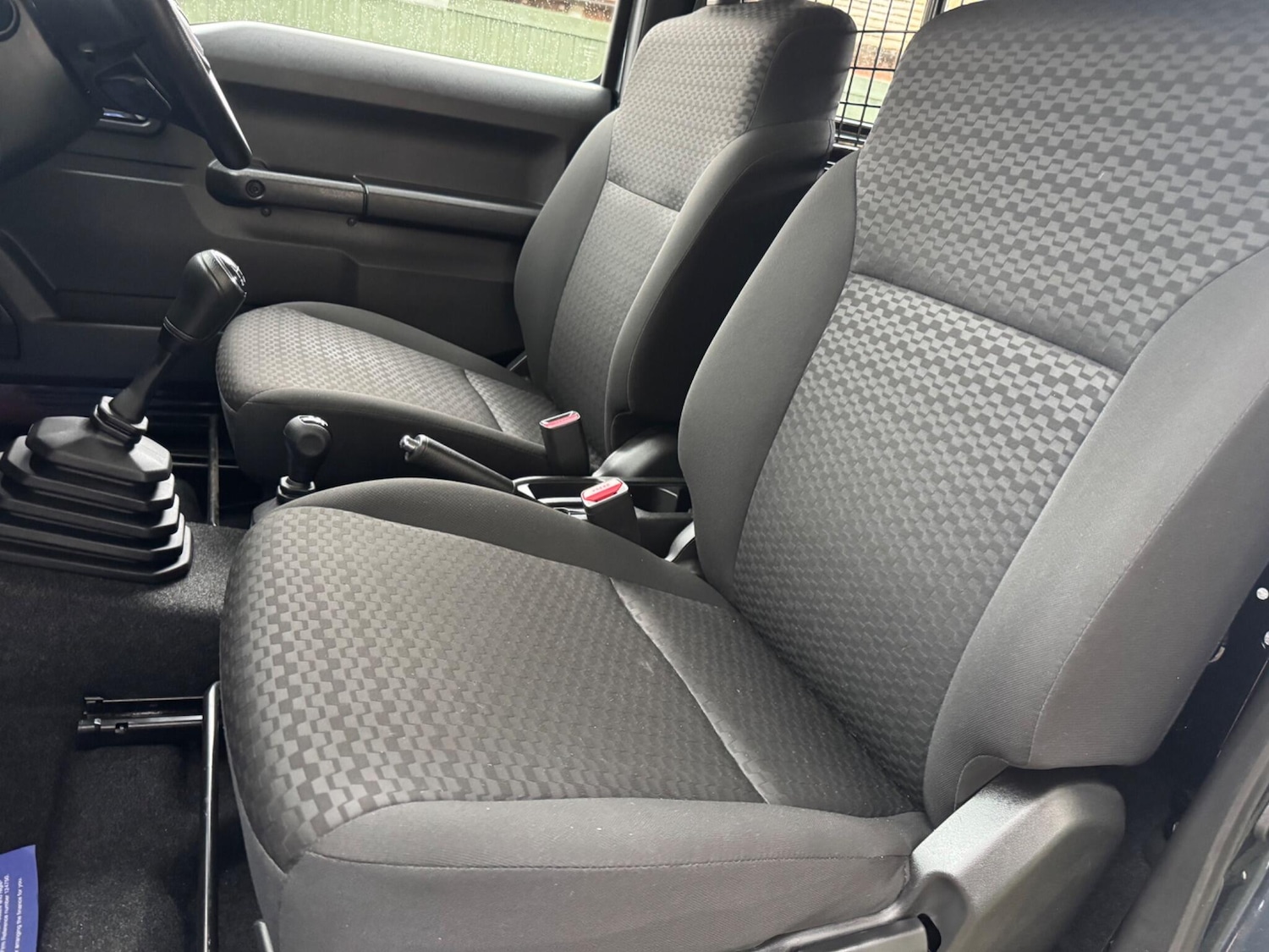 Used Suzuki Jimny 2022 for sale - 76865472: Photo 2