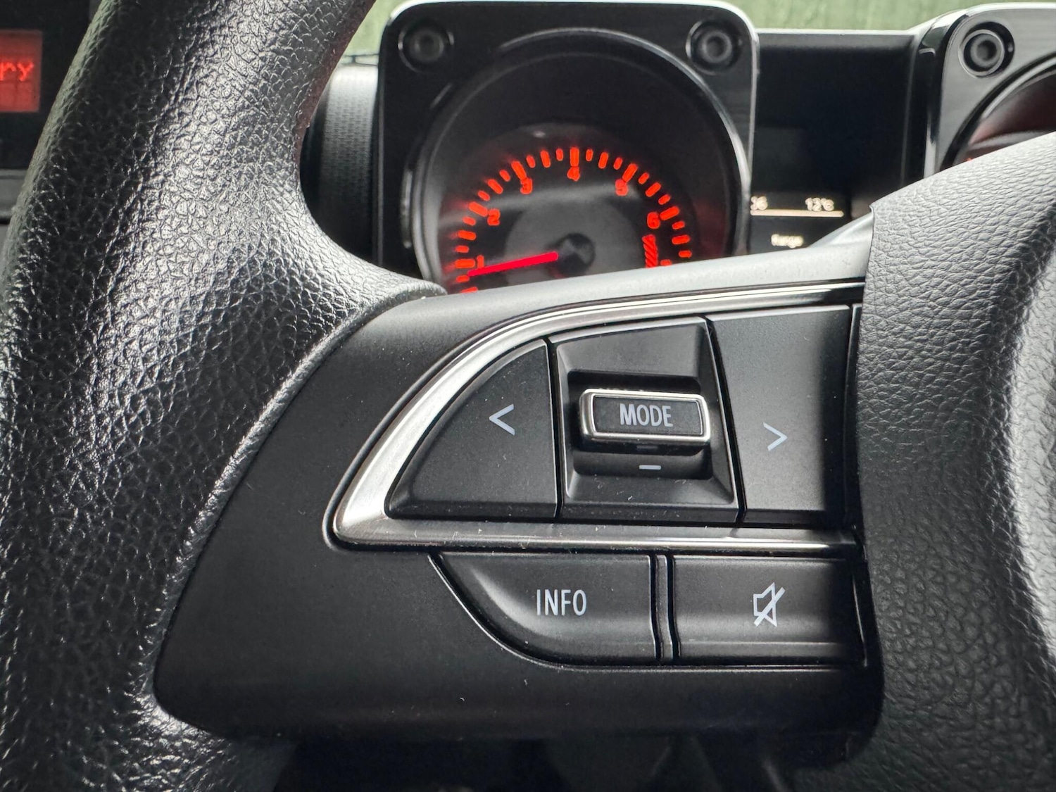 Used Suzuki Jimny 2022 for sale - 76865472: Photo 21