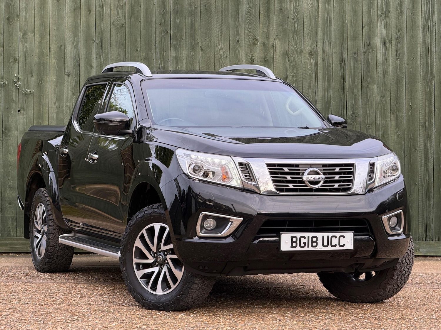 Used Nissan Navara 2018 for sale - 77625077: Photo 1