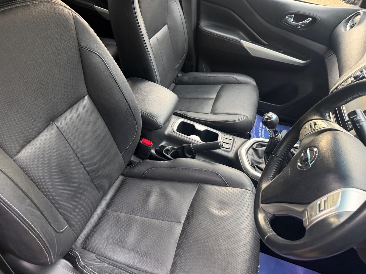 Used Nissan Navara 2018 for sale - 77625077: Photo 11