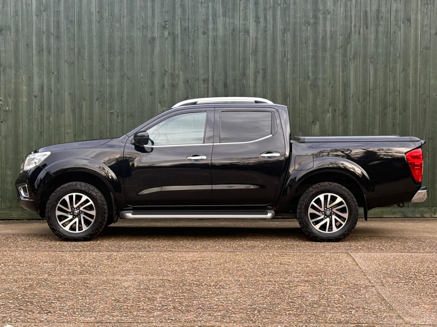 Used Nissan Navara 2018 for sale - 77625077: Photo 13