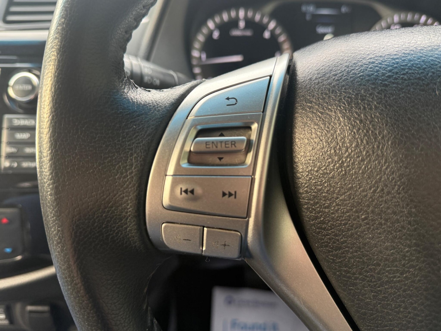 Used Nissan Navara 2018 for sale - 77625077: Photo 27