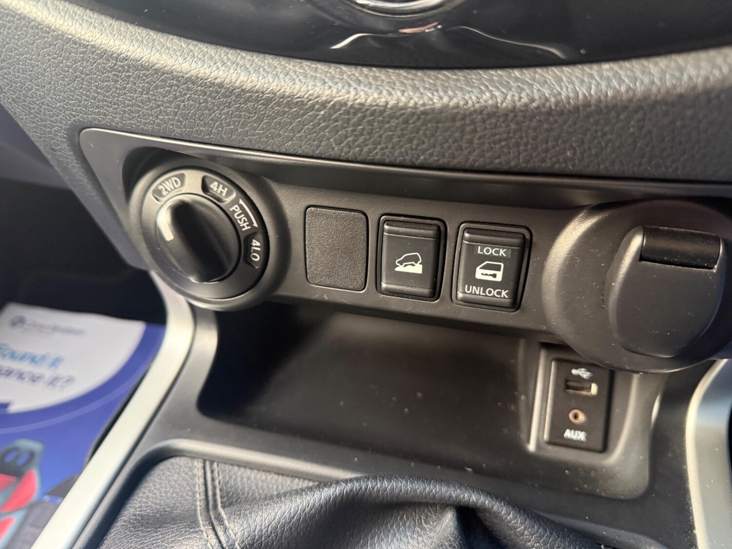 Used Nissan Navara 2018 for sale - 77625077: Photo 28