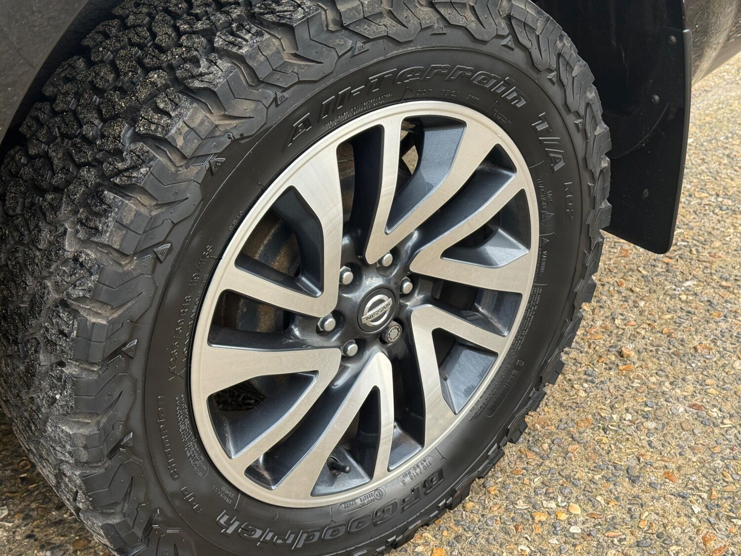 Used Nissan Navara 2018 for sale - 77625077: Photo 33