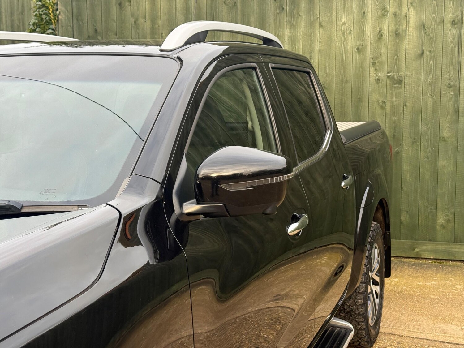 Used Nissan Navara 2018 for sale - 77625077: Photo 37