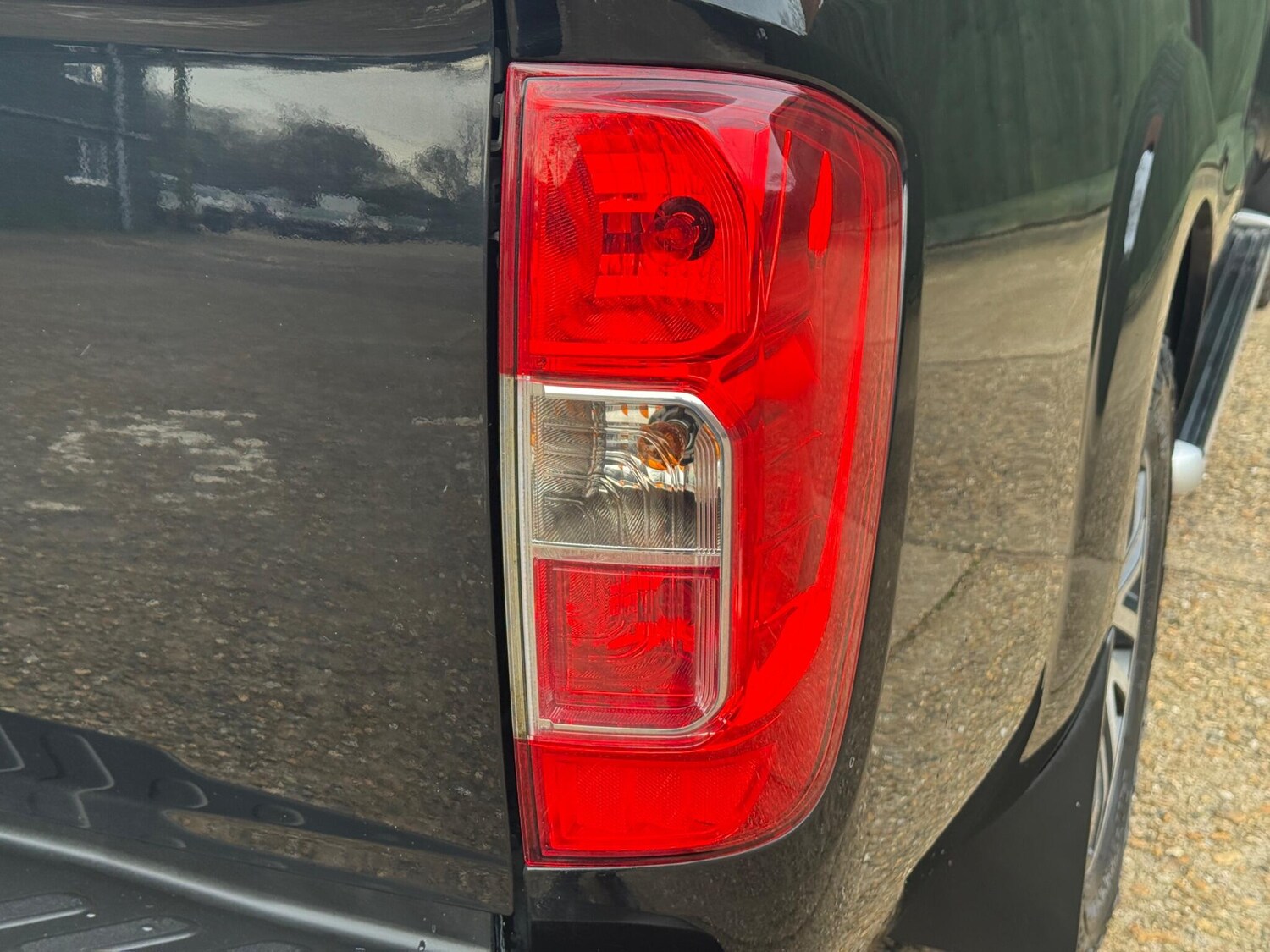 Used Nissan Navara 2018 for sale - 77625077: Photo 41