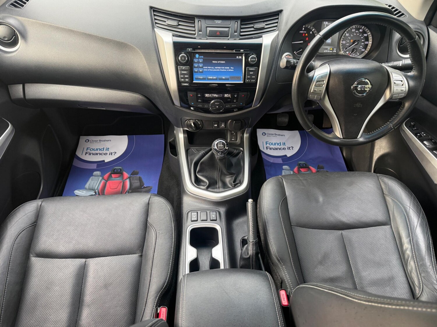 Used Nissan Navara 2018 for sale - 77625077: Photo 8